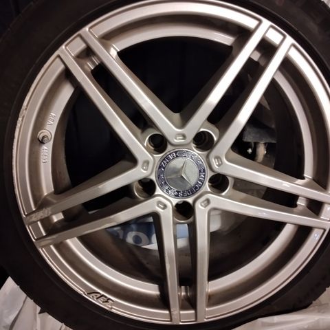 Kompl sommerhjul Originale Mercedes 7"x17, Et 47, 5/112. 225/45x17. Bra dekk