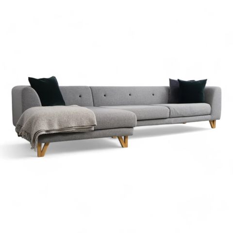 Fantastisk sofa i ull i god stand selges pga flytting