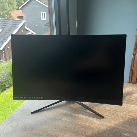 Curved Gaming Monitor