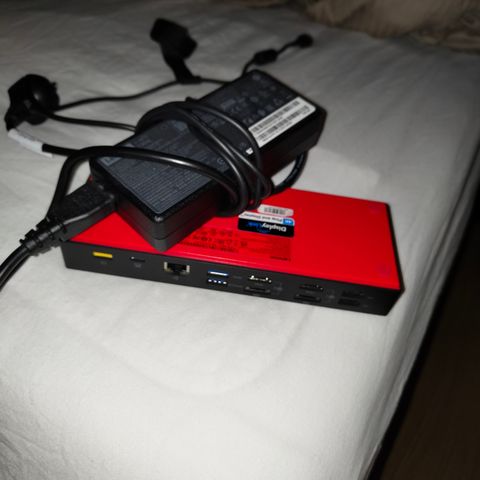 ThinkPad Hybrid USB-C with USB-A Dock