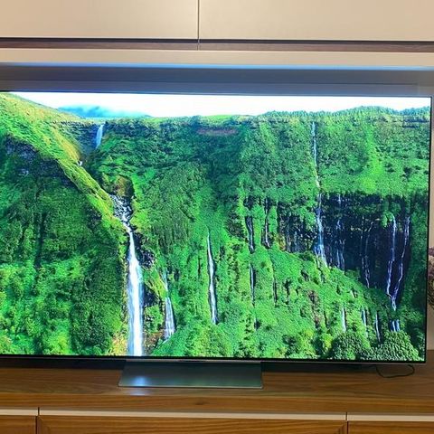 LG C2 55 OLED TV