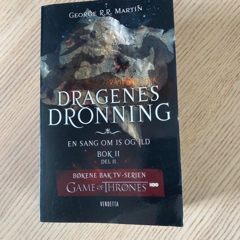 Dragenes dronning, bok 2 del 2