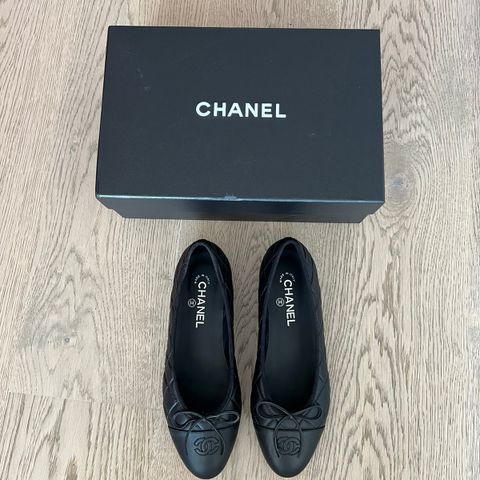 CHANEL BALLERINA FLATS 41