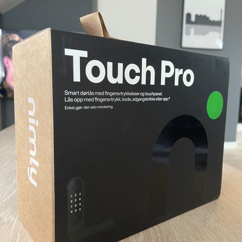 Nimly Touch Pro dørlås (kode, fingeravtrykk, app eller nøkkelbrikke)