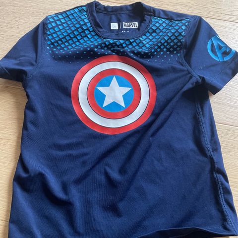 Captain America Tskjorte fra Marvel