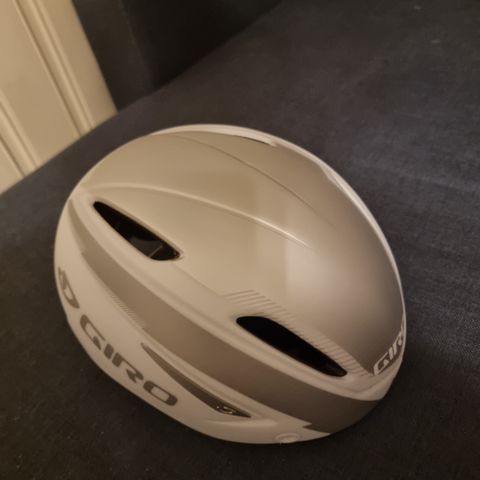 Giro Air Attack Shield hjelm