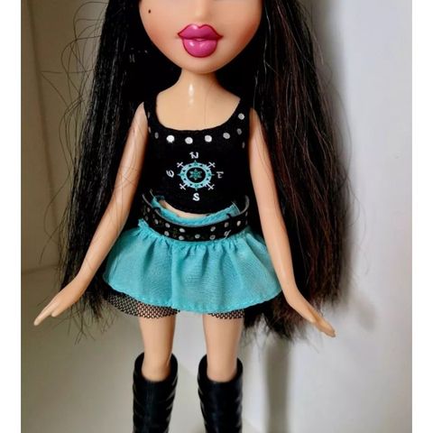 BRATZ DEN PÅ BILDET ØNSKES KJØPT 🖤💙