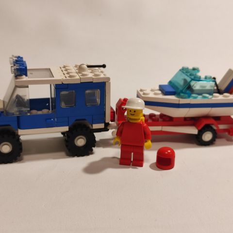 RV with Speedboat (6698) fra Lego Classic Town