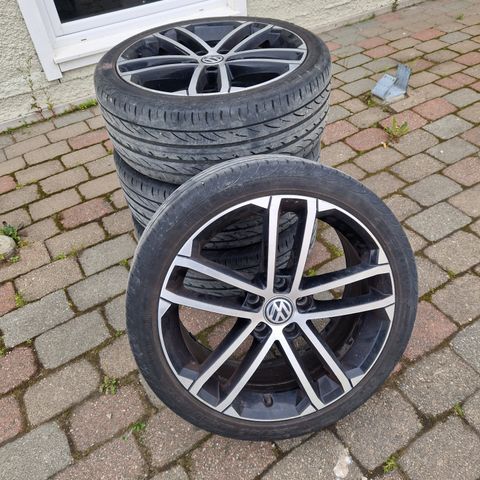 Org Vw felger 225/40×18