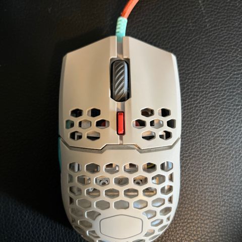 Mastermouse MM711 gaming mus