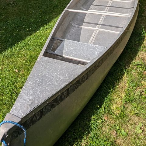 Fin og stabil kano