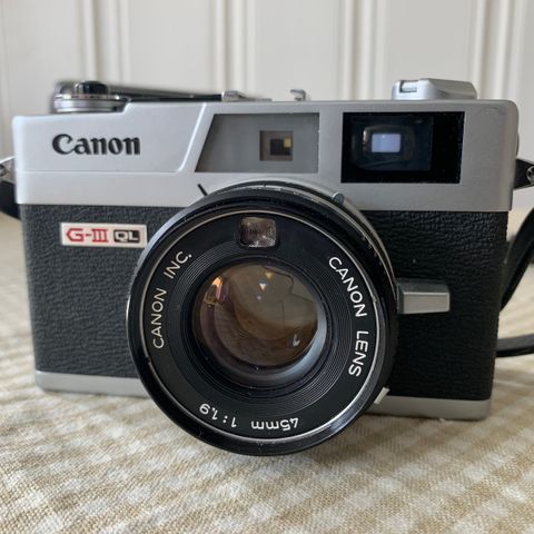 Gammelt Canon kamera QL19