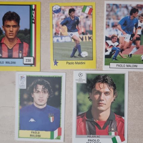 5 stk Fotballmerker av Paulo Maldini