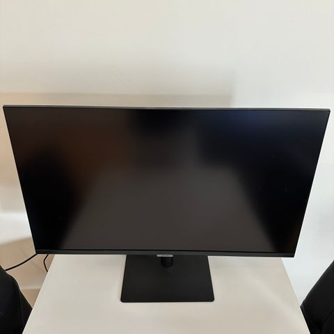 Selger lite brukt Samsung 32" S60UA (Wide-QHD, USB-C) Monitor