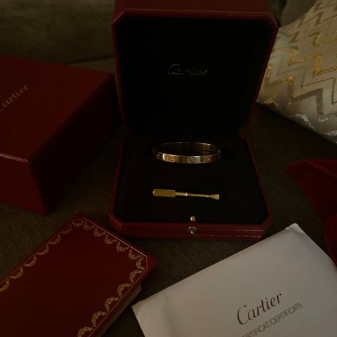 CARTIER LOVE BRACLET 18CT, SIZE 16