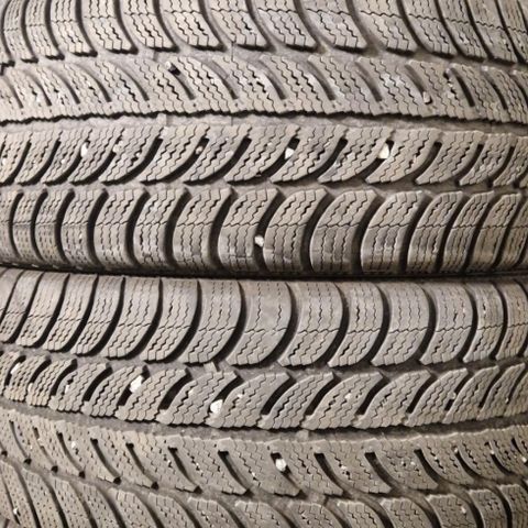 205/55R16 Sava vinterdekk