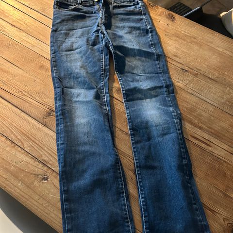 Levis 501 Slim fit