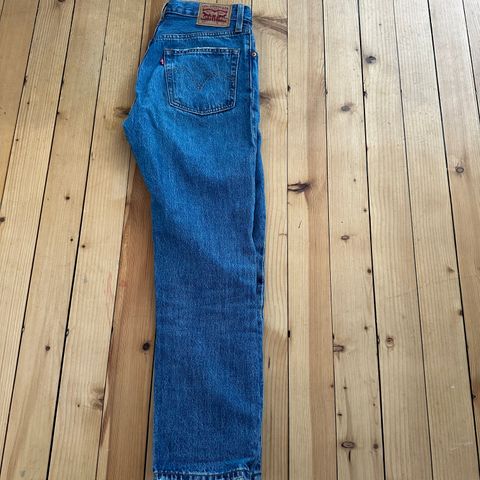 Levis 501 jeans