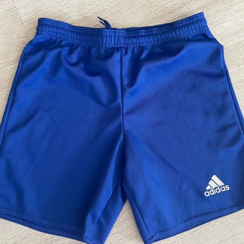 Adidas bukse/shorts