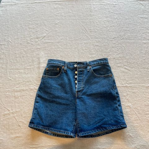 Levi’s shorts