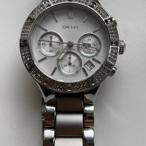 DKNY klokke