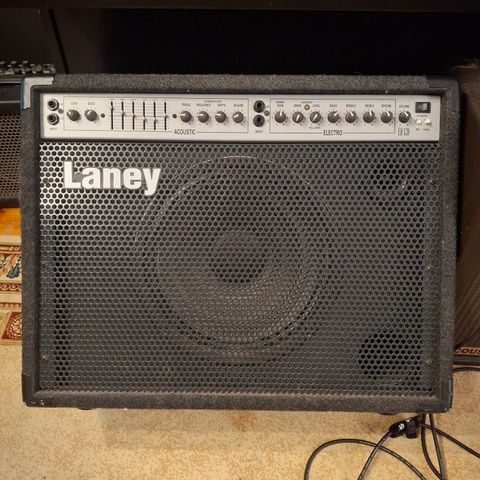 Laney EA120