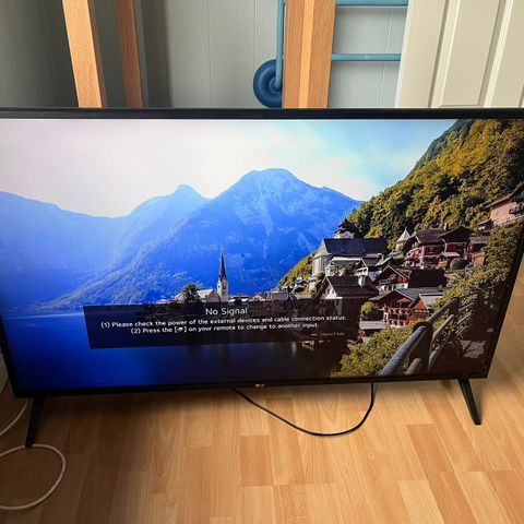 LG 49” 4K Smart TV med AirPlay