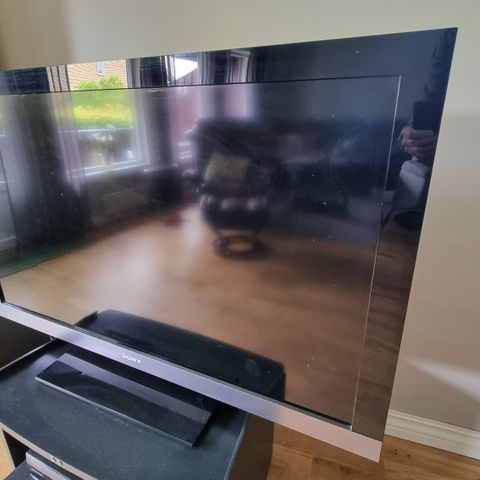 Sony TV 46" flatskjerm