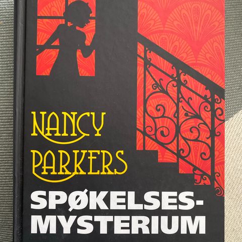 Nancy Parkers - SPØKELSESMYSTERIUM - Julia Lee