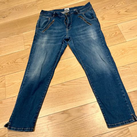 Bresso Jeans fra iSay