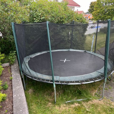 Godt brukt trampoline, 4m