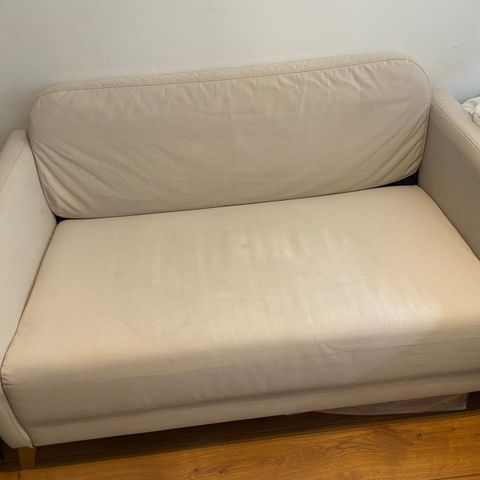 Linanäs sofa