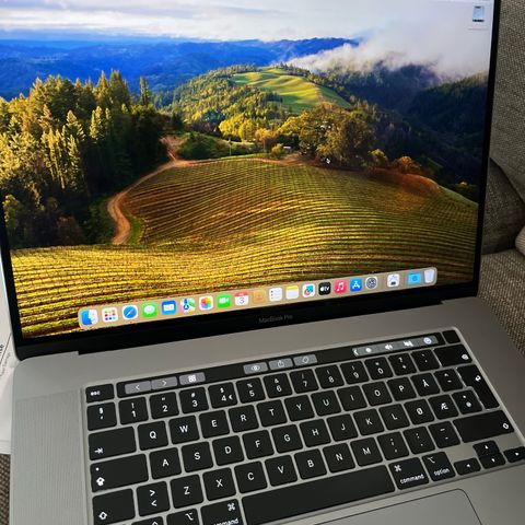 Macbook Pro 16" i9 2019 64GB Ram 1 TB