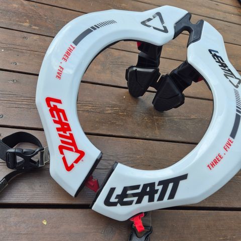 Leatt GPX 3.5 Junior nakkebeskytter