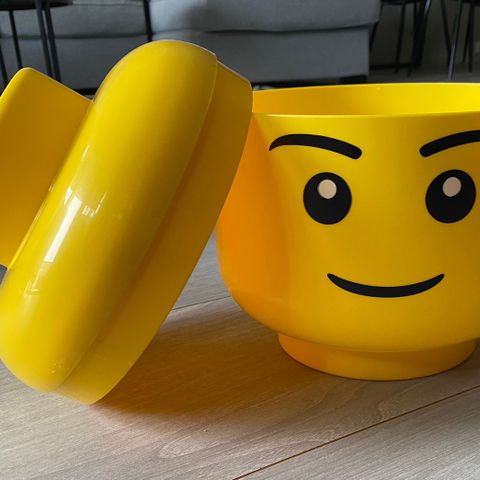 Lego hode/oppbevaring RESERVERT