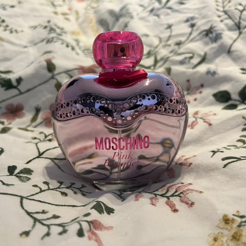 Parfyme: Moschino Pink Bouquet (EdT) 100ml