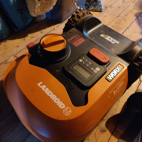 Worx robotgressklipper Worx M1000 WR143E