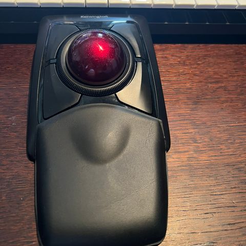 Kensington Expert mouse wireless trackball