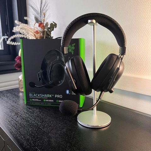 Razer BlackShark V2 Pro Gaming Headset (2023)