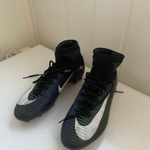 Nike superfly 5 str 42