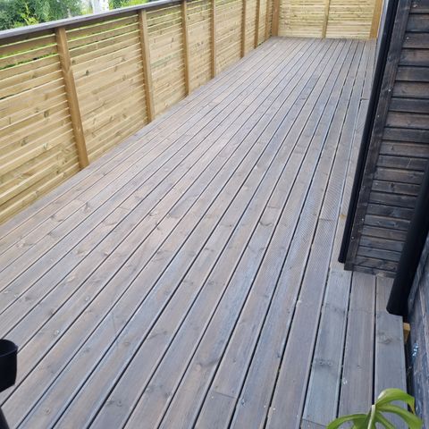 Plass bygd platting, terrasse, levegg, trapp m.m.