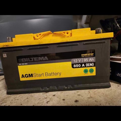 AGM batteri