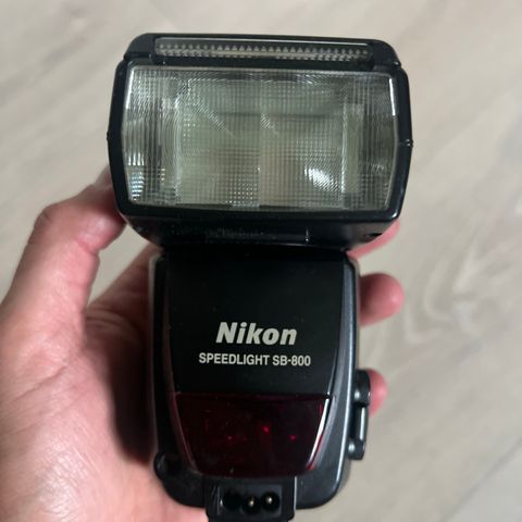 Nikon Speedlight SB-800