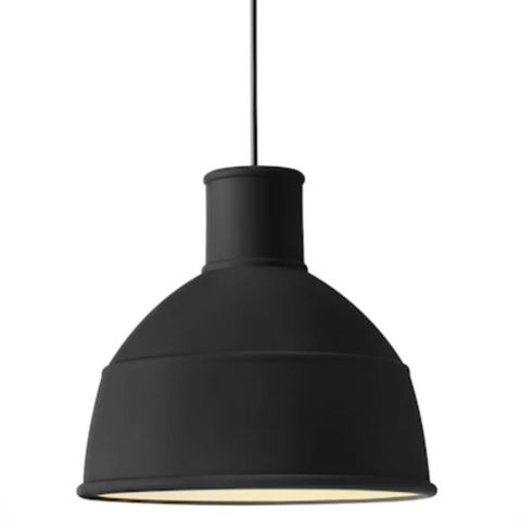 Muuto Unfold taklampe.