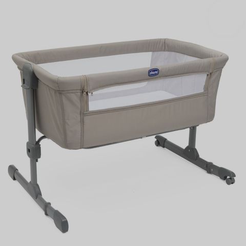 Chicco Next2Me Bedside Crib