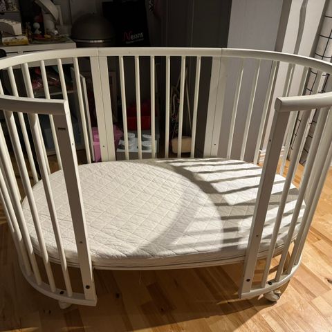 Stokke Sleepi + mini hvit