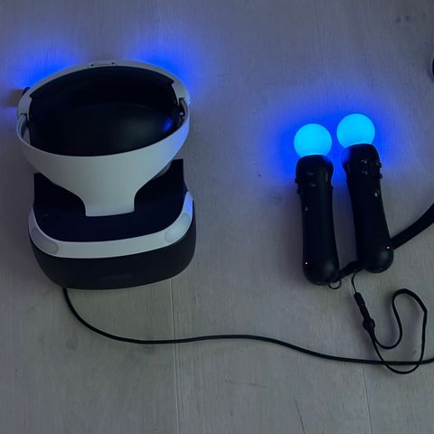 PlayStation VR headset inkl. kamera og kontrollere (PlayStation Move)