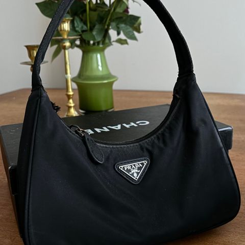 Prada re-edition 2000 nylon bag