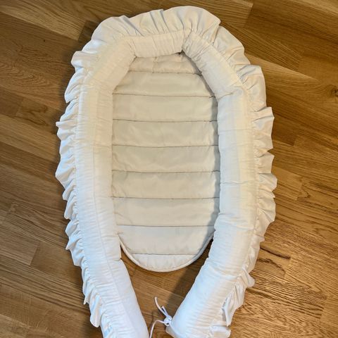 Babynest fra minitude