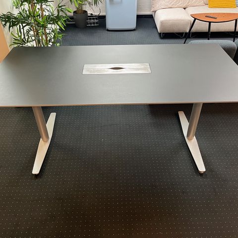 Møteromsbord DUBA B8 90x180